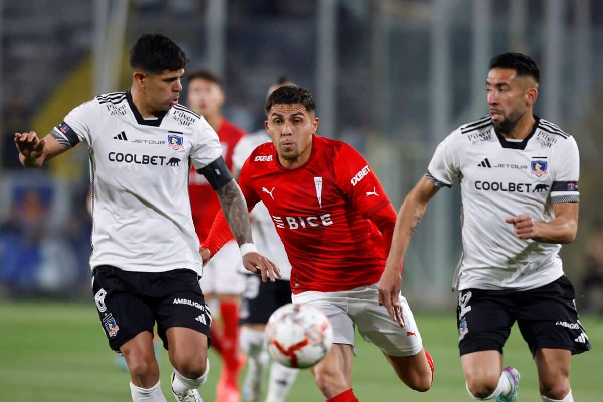 Refuerzos de Universidad Católica: el jugador que debutó con gol a Colo Colo y hoy es compañero de Sergio Agüero