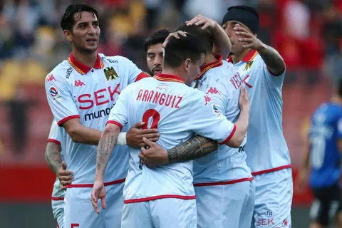 Refuerzos Unión Española: Coto Sierra ya tiene a su 9 de jerarquía y esperan por su debut