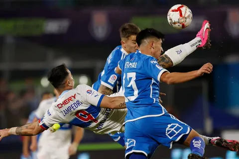 Fernando Zampedri pide refuerzos “de jerarquía” para Universidad Católica