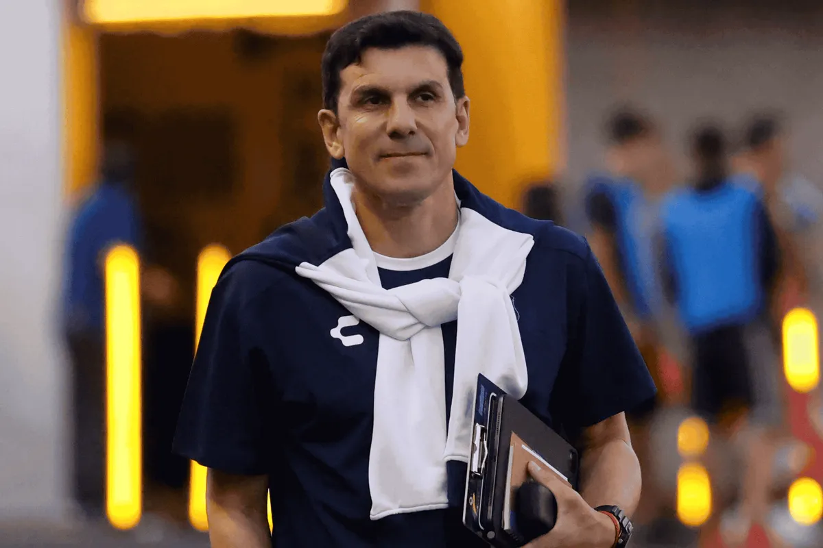 Everton: Larriera volvió a poner su renuncia sobre la mesa y sorprendió la respuesta de la dirigencia
