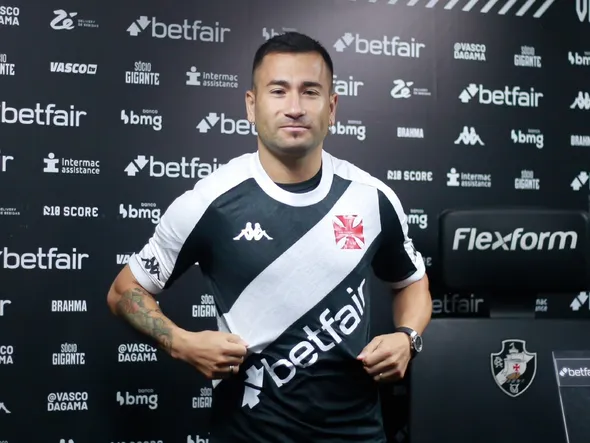 Brasileirao: Jean Meneses firmó con Vasco da Gama y se presentó en redes sociales