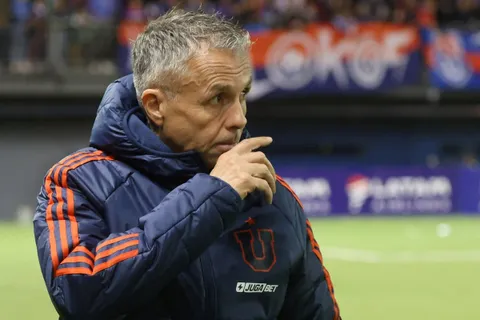 Refuerzos U de Chile: Gustavo Álvarez iría por un ex azul para el mercado de fichajes de invierno