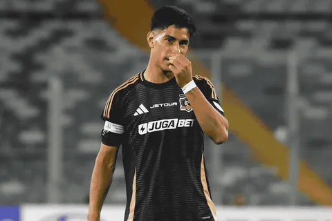 Colo Colo: “Puedes quedar marcado”, la advertencia de Almirón a Salomón Rodríguez