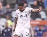 Problemas en Argentina: el virus que afecta al Independiente de Mauricio Isla