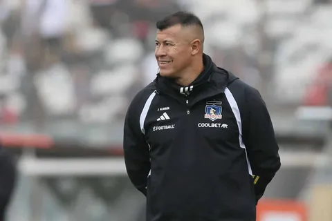 Copa Libertadores: el auspicioso récord de Almirón contra River que ilusiona a Colo Colo