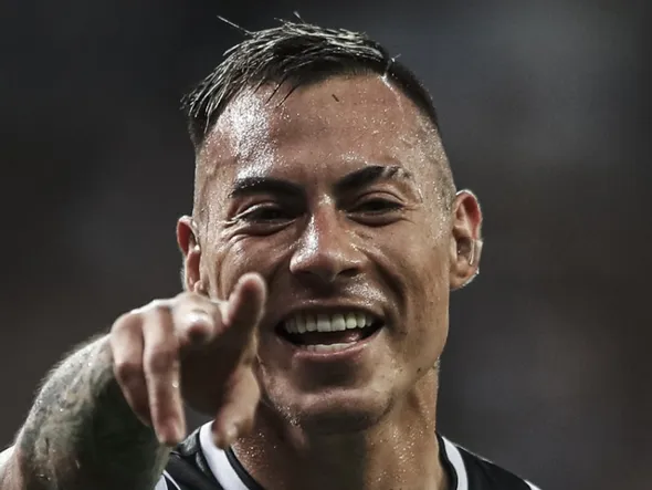 Eduardo Vargas entró 20 minutos y dio la asistencia del triunfo
