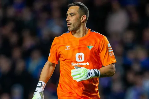 ¿La última chance que tuvo Claudio Bravo en Europa?