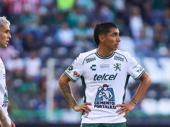 Ex DT de La Roja alabó el renacer de Luciano Cabral en México: “Había que…”
