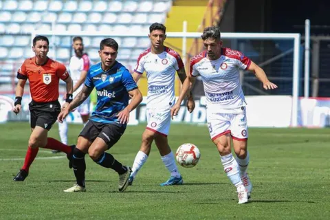 El fallido debut del refuerzo estrella de Unión La Calera