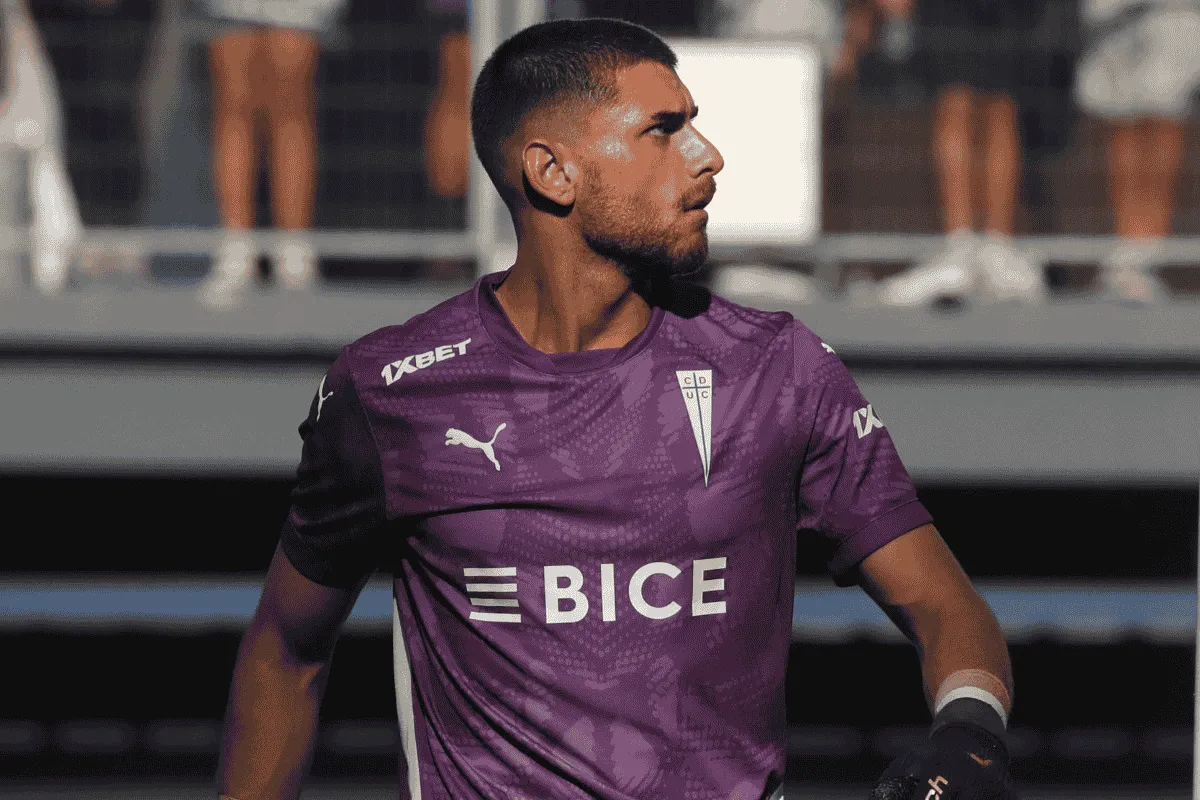 Universidad Católica le marca la cancha a Thomas Gillier: el mensaje de Felipe Correa