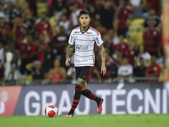Erick Pulgar fue vital en Flamengo por semifinales del Campeonato Carioca