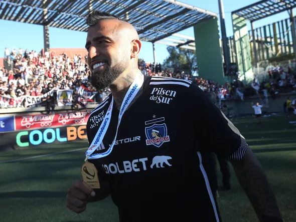 ¿Cuál es el patrimonio neto de Arturo Vidal?