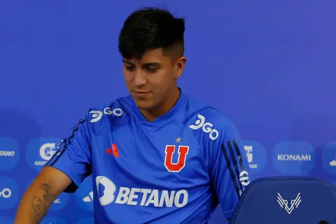 Marcelo Morales destapó que “tenía muchas ganas” de seguir en la U de Chile y apuntó a Azul Azul