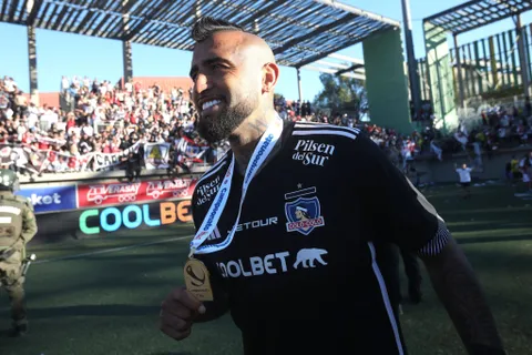 ¿Cuál es el patrimonio neto de Arturo Vidal?