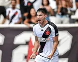 “Jugador de selección”: Pablo Galdames está en llamas con Vasco da Gama