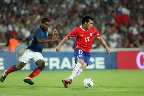 Los antecedentes de Chile ante Francia: ¿cómo le fue a La Roja ante otros campeones del mundo?