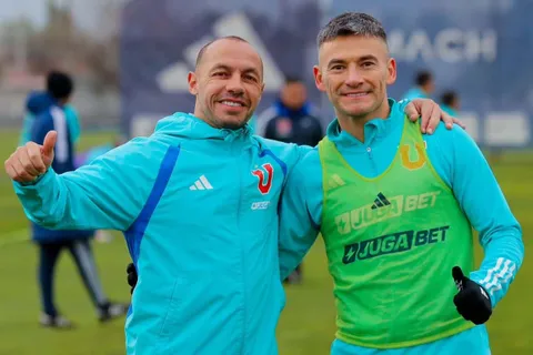 ¿Cómo les fue a Marcelo Díaz y Charles Aránguiz en U de Chile vs Colo Colo?