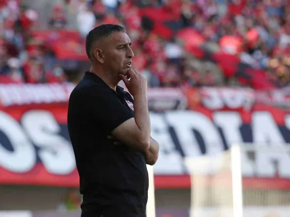 Fichajes Huachipato: Jaime García se queda sin un delantero clave, que vuela para Argentina