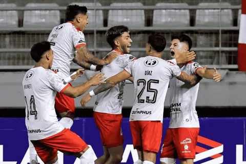 Refuerzos Unión La Calera: un fichaje se convierte en héroe y deja virtualmente clasificados a los Cementeros en Copa Chile