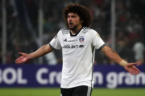 “No importa…”: Aclaran la posible salida de Maxi Falcón en Colo Colo