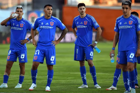 U. de Chile: Gustavo Álvarez se alerta con la derrota y moverá sus piezas pensando en la Libertadores