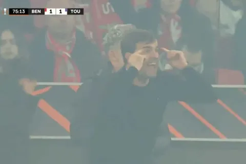 La fuerte indicación de Carles Martínez a Gabriel SUAZO tras el empate de Toulouse
