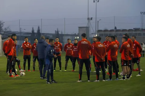 Chile vs Albania: a qué hora juegan; dónde ver, formaciones e historial