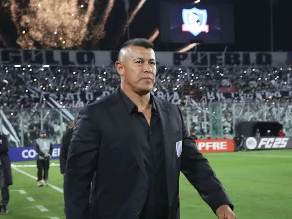 Proponen al próximo candidato a refuerzo para Colo Colo, un reconocido ex seleccionado de La Roja