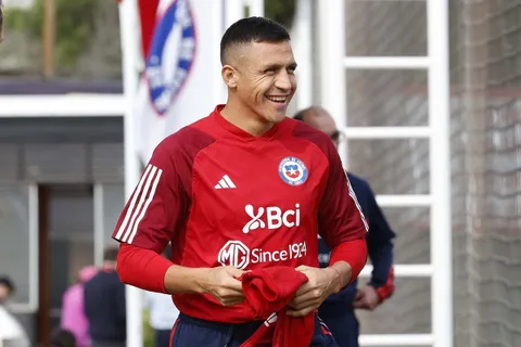 Alexis Sánchez y un mensaje para los jóvenes sobre la Selección Chilena