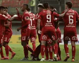 Refuerzos Ñublense: los Diablos Rojos cumplen un mes y medio sin entrenador confirmado y ya tienen un plan para suplir a Arrué