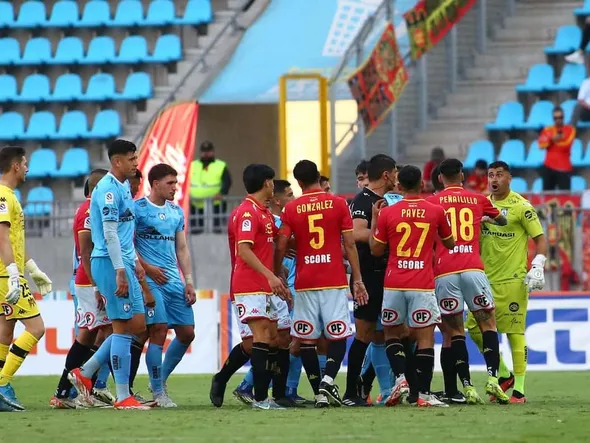 Refuerzos Unión Española: los Hispanos “negocian” para contratar a un exjugador de la Selección Argentina y River