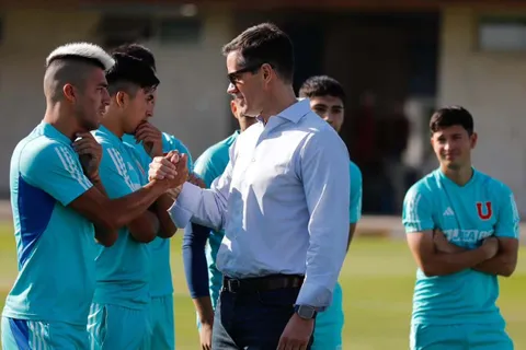 Refuerzos U de Chile: Azul Azul busca “meter a la fuerza” a un fichaje de Huachipato