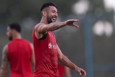 El acuerdo entre Mauricio Isla e Independiente para finiquitar su salida