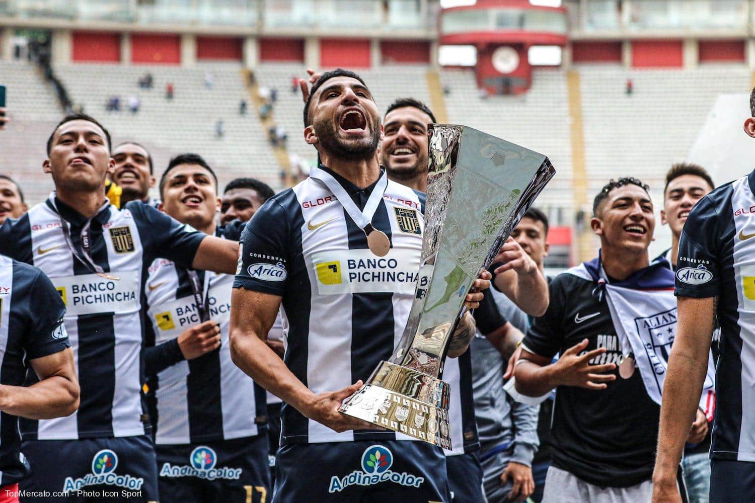 ALIANZA LIMA: ¿Qué técnicos  EXTRANJEROS fueron CAMPEONES?