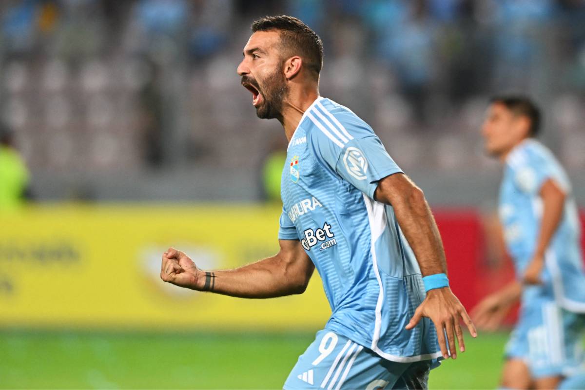 Martín Cauteruccio se culpó de la eliminación de Sporting Cristal