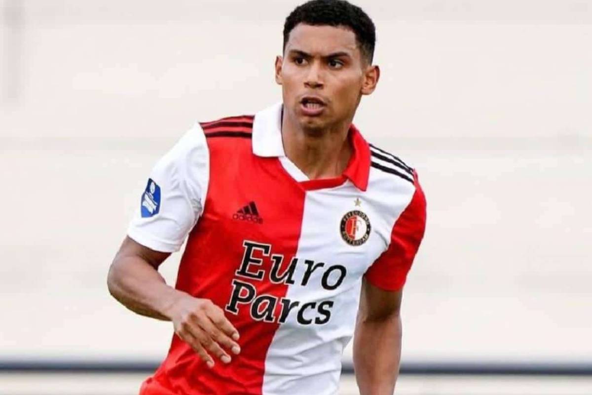Faltó el toque peruano: sin Marcos López, Feyenoord fue eliminado de la Europa League
