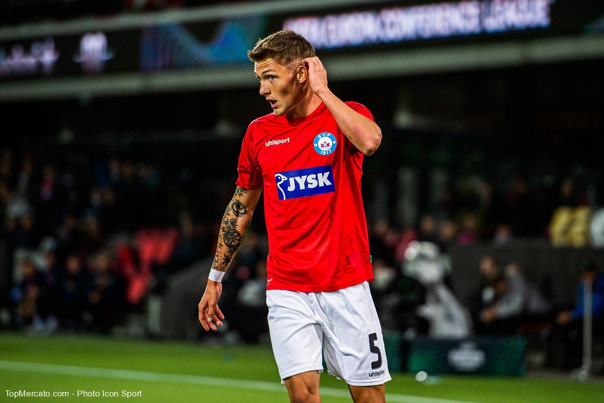Oliver Sonne volvió a ser titular y su equipo fue goleado
