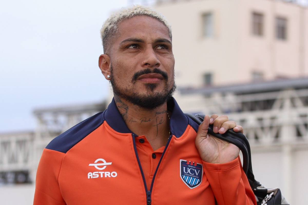 Paolo Guerrero reveló la verdad de la salida de Roberto Mosquera de César Vallejo
