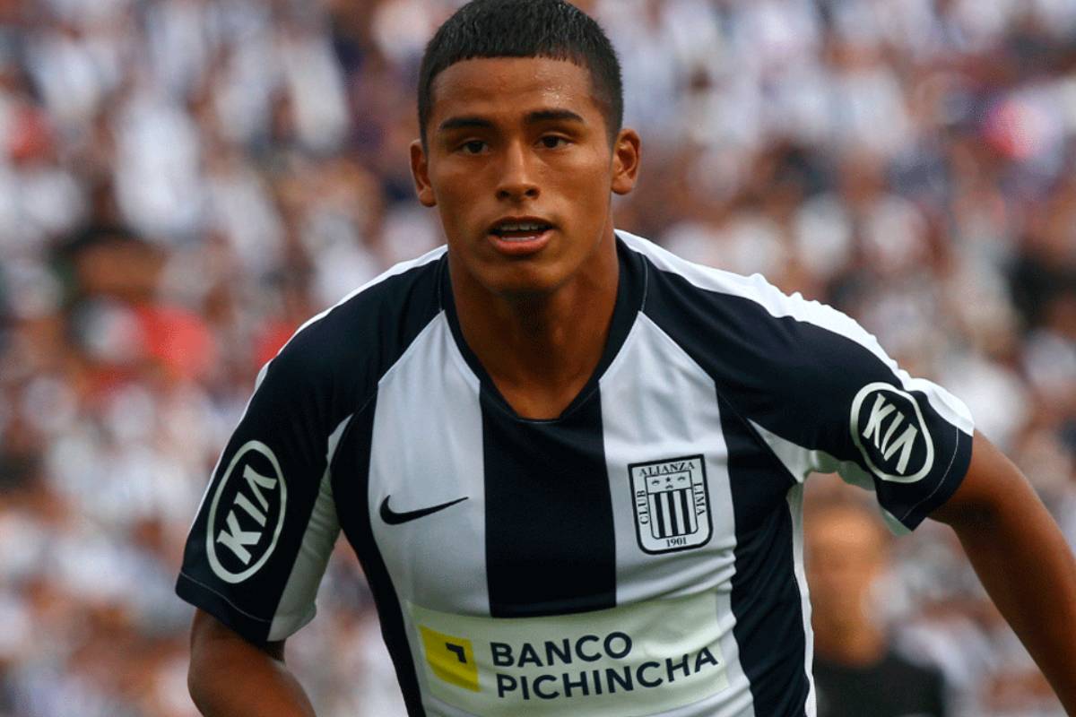 Kluiverth Aguilar apoya a Alianza Lima desde Bélgica