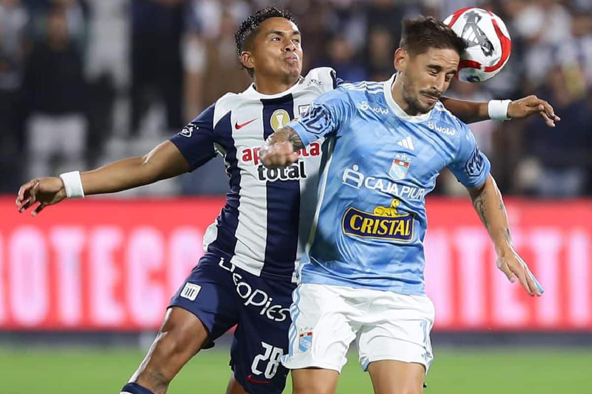 ¿Quiénes son los 10 futbolistas más importantes que jugaron en Alianza Lima y Sporting Cristal?