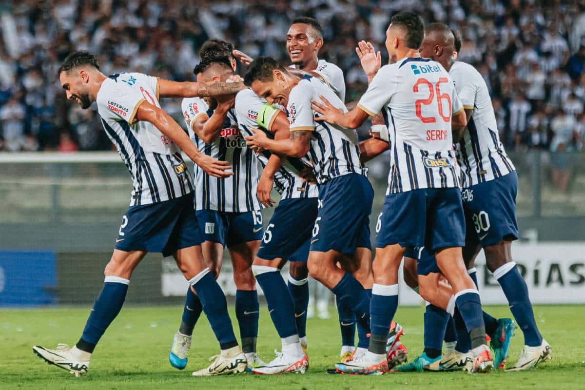 ¿Cuál fue el mejor registro de ALIANZA LIMA en la Copa Libertadores?