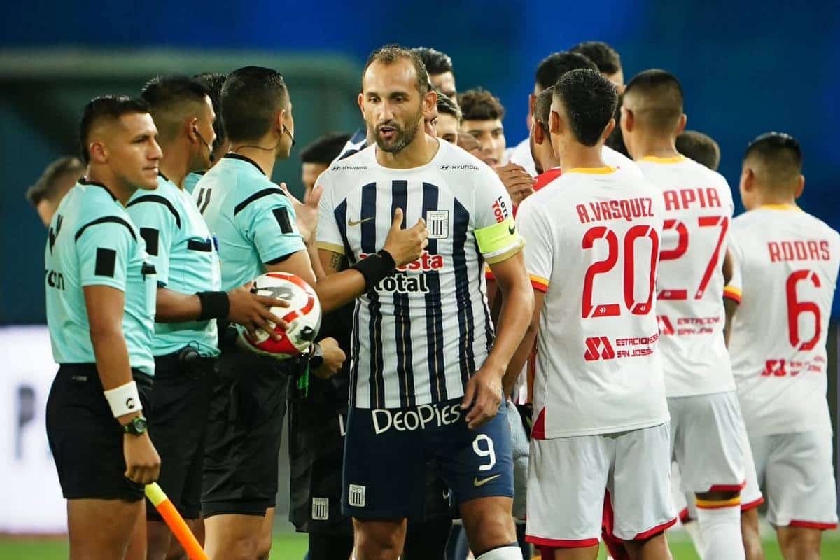 Las compras MÁS CARAS en la historia de Alianza Lima