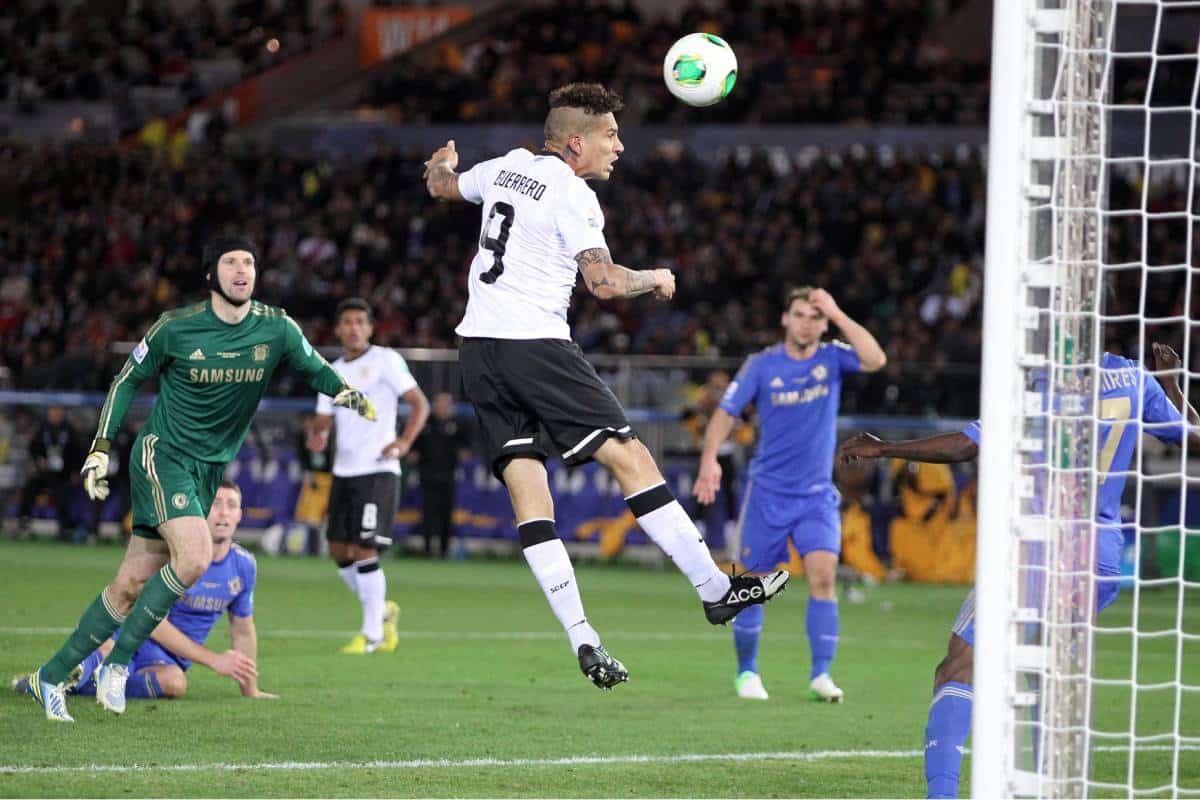 Paolo Guerrero y su inolvidable actuación en el MUNDIAL DE CLUBES 2012: gol, premio a mejor jugador y en el podio de América