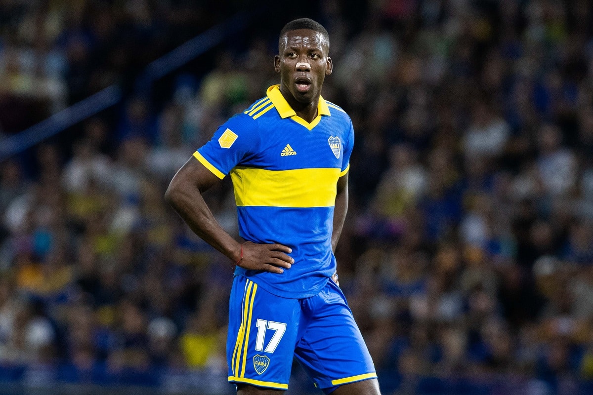 Luis Advíncula jugará un nuevo Superclásico: quién es el peruano que más Boca-River disputó y cuántos lleva el “Rayo”