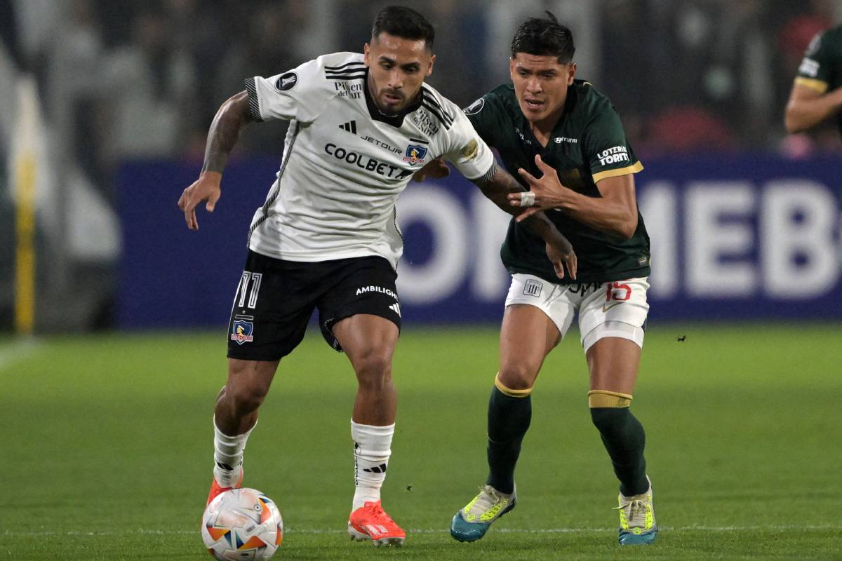 ¡Se salvó Alianza! El palo de Colo Colo que pudo ser el 1-0 para el ‘Cacique’ por la Copa Libertadores