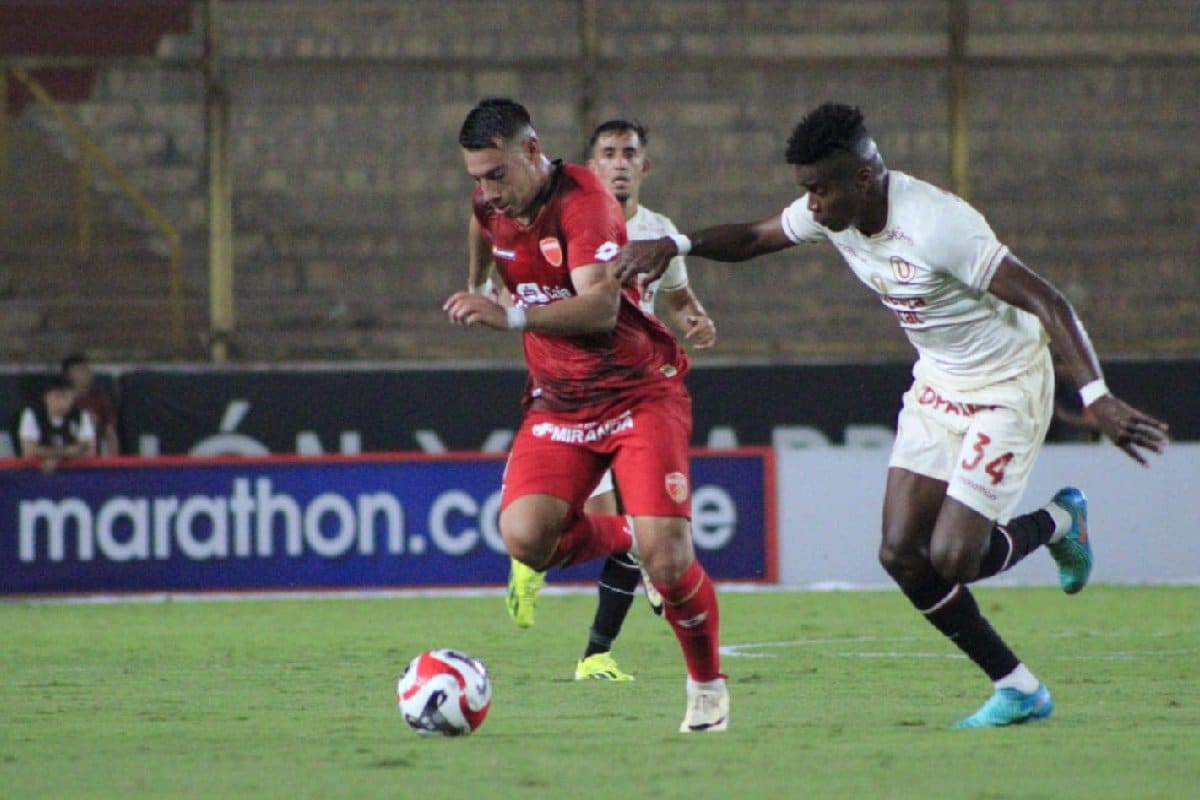 Cursaba su cuarto ciclo en un club de Liga 1, inició bien la temporada, tuvo una mala racha y fue despedido