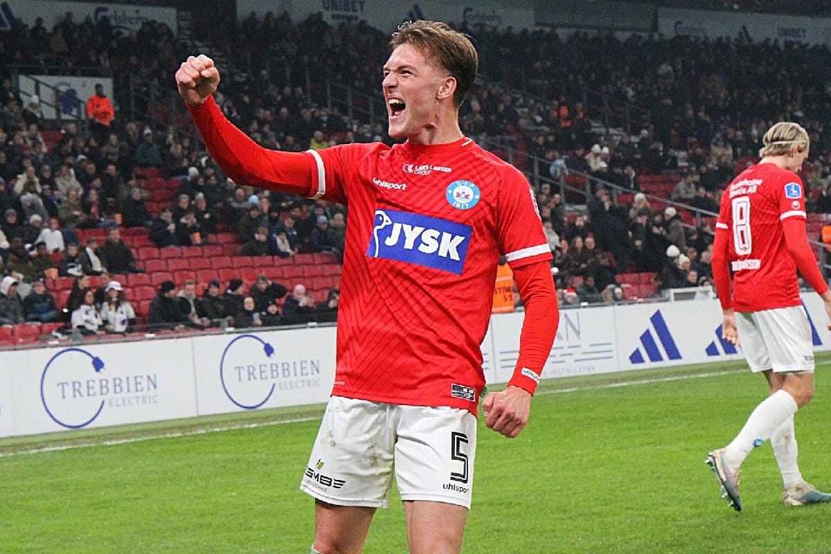 Silkeborg vs. Midtjylland: a qué hora juegan, dónde ver, alineaciones e historial