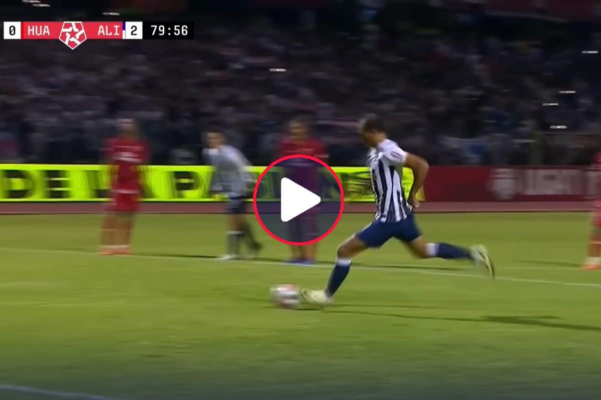 Doblete de Hernán Barcos y Alianza Lima ganó por quinta vez en Huancayo