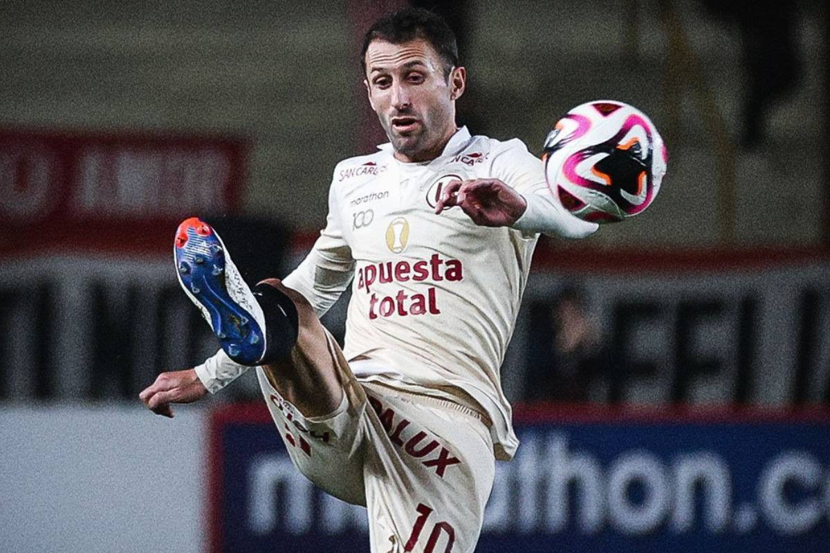 Liga 1: ¿debió ser roja para Calcaterra en Universitario vs Garcilaso?