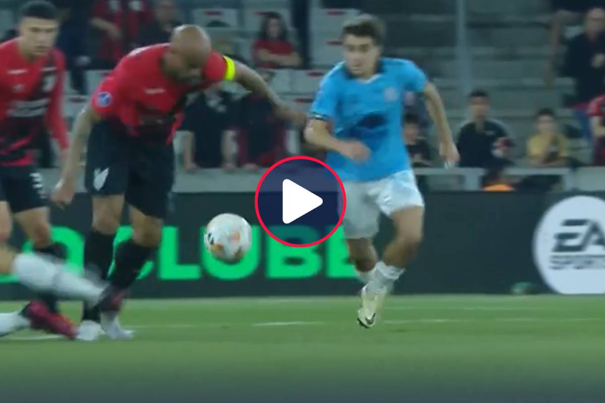Copa Sudamericana: ¿fue falta contra Thiago Heleno en el gol de Bryan Reyna?